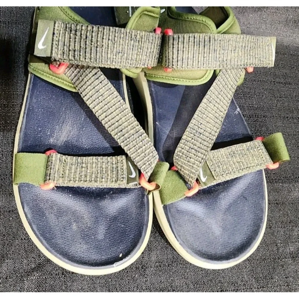 MEN`S‎ NIKE VISTA SANDAL NA SIZE 11  BOUROUGH Olive GREEN/GRAY EUC